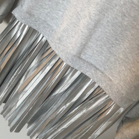 Long sleeve -hoodie dress - Picture 3 of 3